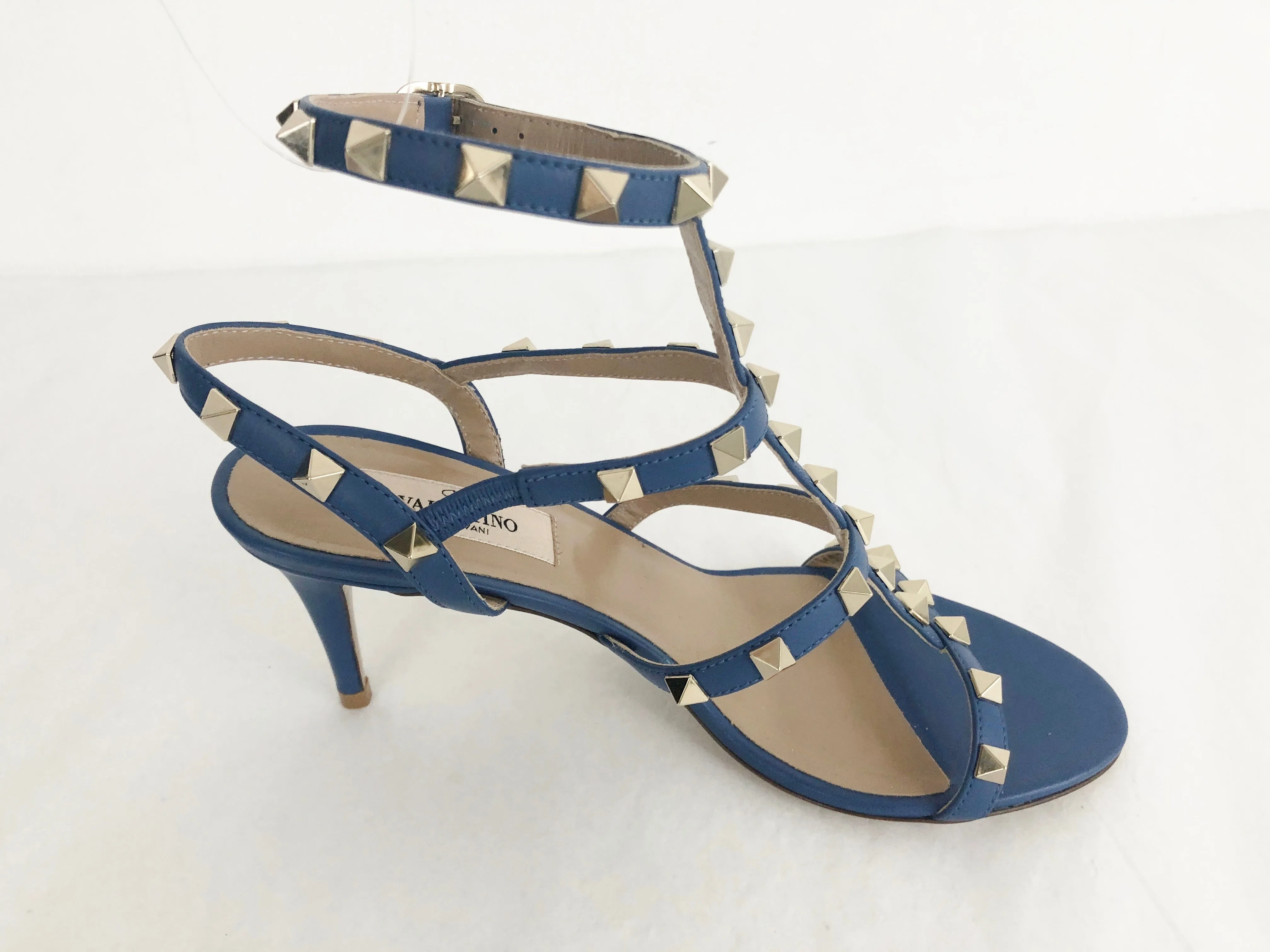 NEW Valentino Rockstud Gladiator Sandal Size 6
