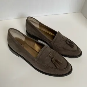 New Van Eli Gray Suede Loafers Size 6