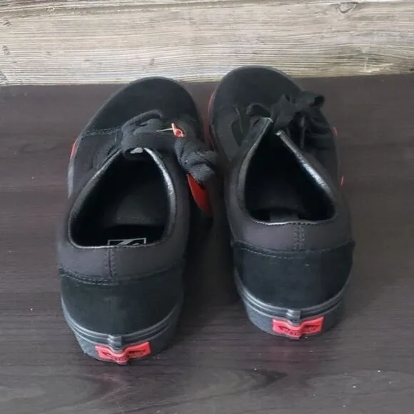 New Vans Old Skool Flame Wall Black Sneakers