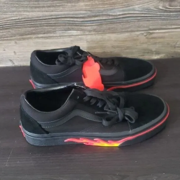 New Vans Old Skool Flame Wall Black Sneakers