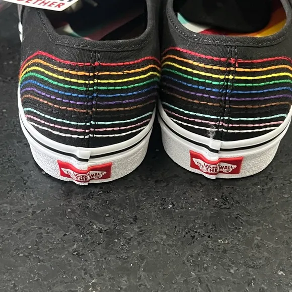 NEW VANS PRIDE RAINBOW CANVAS SNEAKERS LOVE IS LOVE