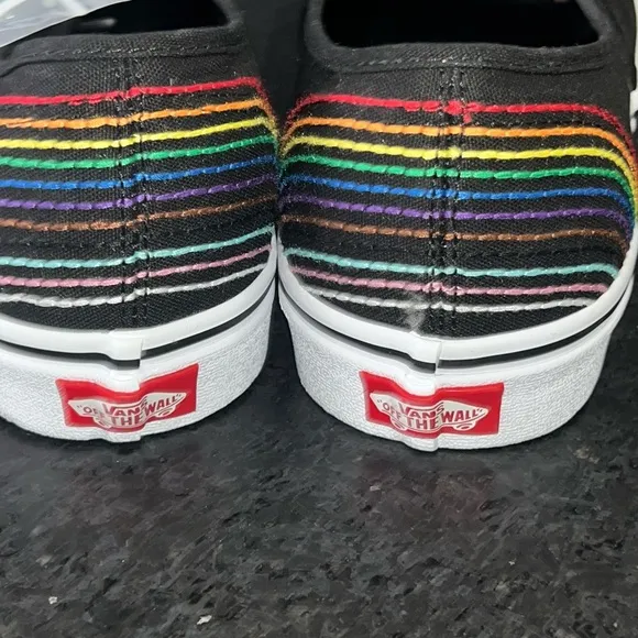 NEW VANS PRIDE RAINBOW CANVAS SNEAKERS LOVE IS LOVE