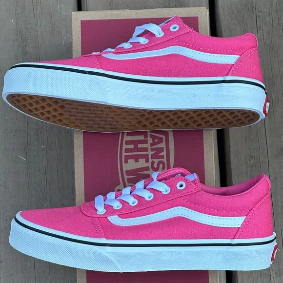 NEW Vans Womens Ward Casual Sneakers Canvas -fits Youth 4.5Y, 5Y, 5.5Y, 6.5Y, 7Y