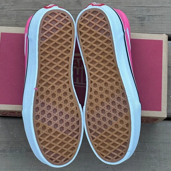 NEW Vans Womens Ward Casual Sneakers Canvas -fits Youth 4.5Y, 5Y, 5.5Y, 6.5Y, 7Y