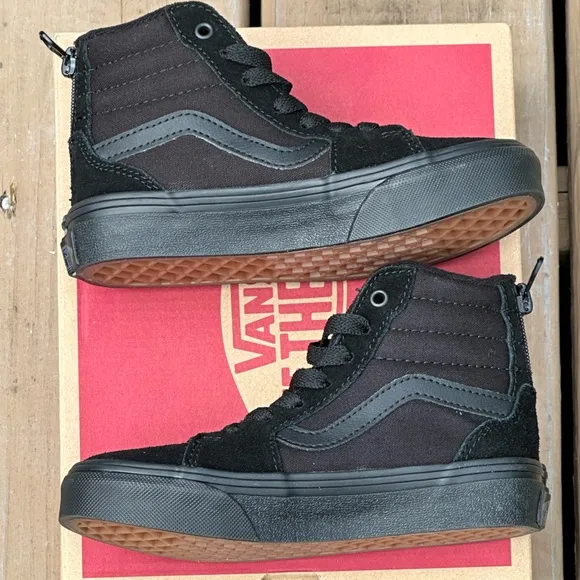 NEW Vans Youth Preschool Fillmore Casual Sneakers Black Canvas Suede - 11
