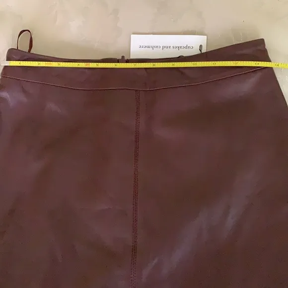 New with tags brown leather skirt