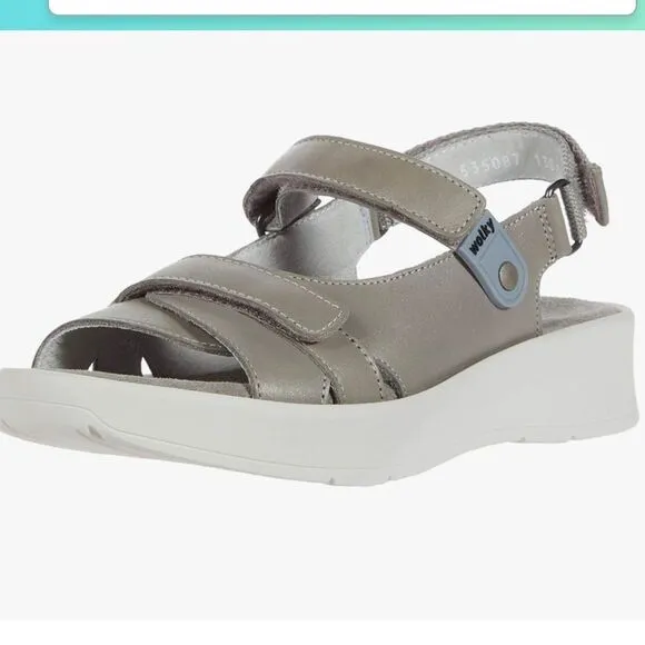 NEW Wolky Globe Comfort Sandals Size 40 / 9