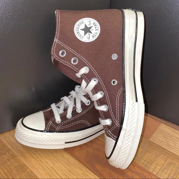 NEW WOMEN'S CONVERSE CHUCK 70 Hi Sneakers A08137F Color Dark Root Brown
