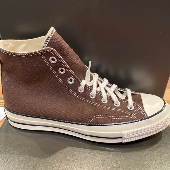 NEW WOMEN'S CONVERSE CHUCK 70 Hi Sneakers A08137F Color Dark Root Brown