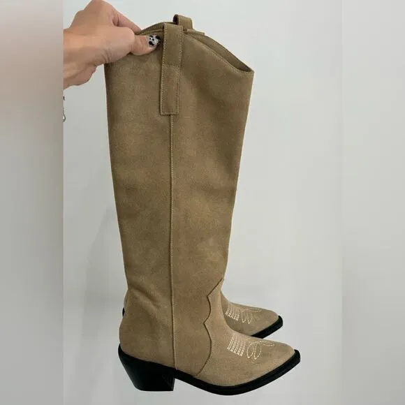NEW ALOHAS Mount Desert Taupe boots