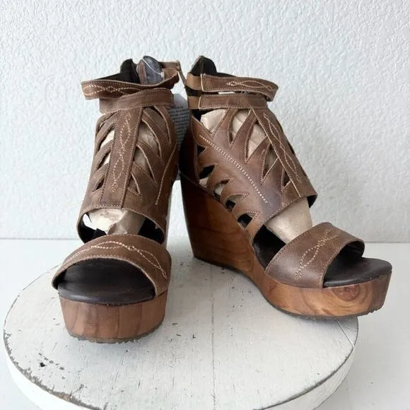 NEW Lane Boots BECCA Womens Brown Wedges 8.5 Western Sandals Cowgirl Leather