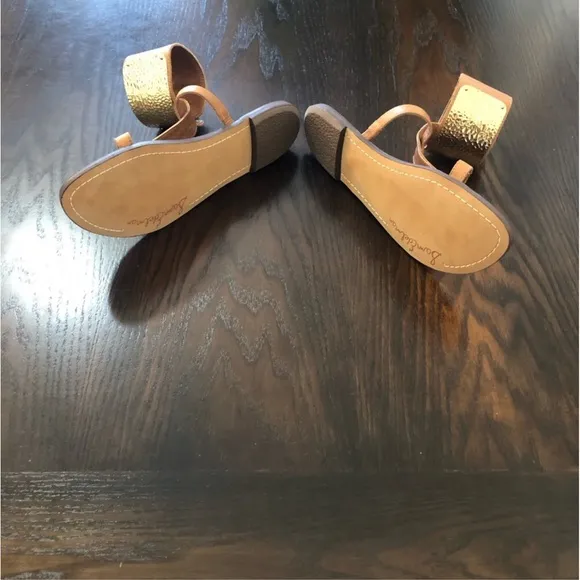NEW🌟SAM EDELMAN 6.5 Ginette Gold and Tan Gladiator Women's Sandals nude cuff