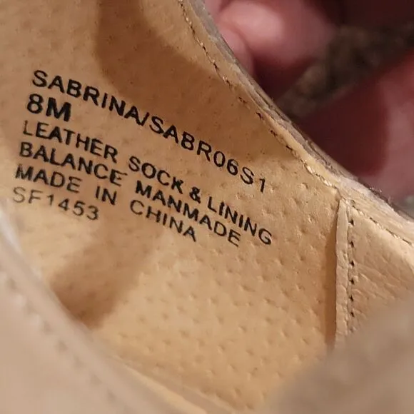 NIB Steve Madden Women SABRINA Patent Strappy Mary Jane Heels Sandals Tan Size 8