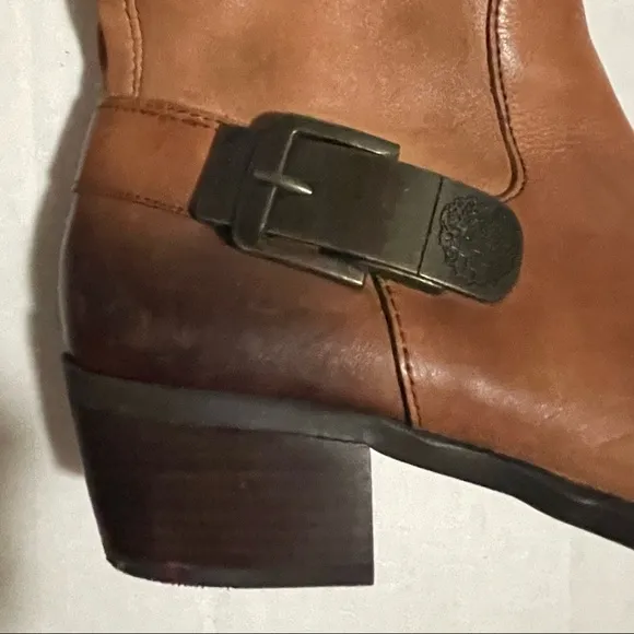 NIB Vince Camuto Bedina brown leather boots. Women’s size 8.5