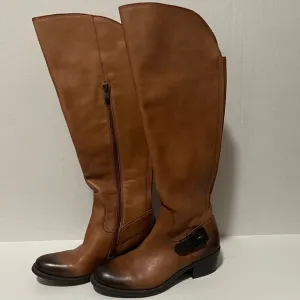 NIB Vince Camuto Bedina brown leather boots. Women’s size 8.5