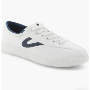 NIB Women’s Tretorn Size 9 Navy Lace-Up Canvas Sneakers