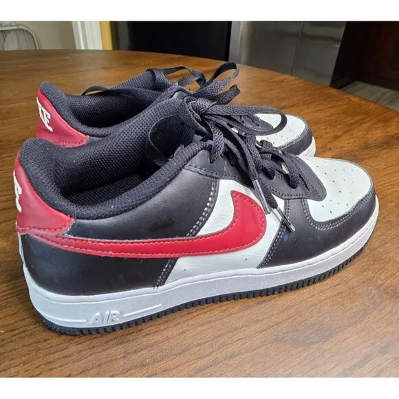 Nike Air Force 1 Low Black White Red Sneakers Mens Size 7Y Leather Classic Style
