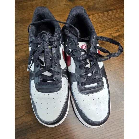 Nike Air Force 1 Low Black White Red Sneakers Mens Size 7Y Leather Classic Style