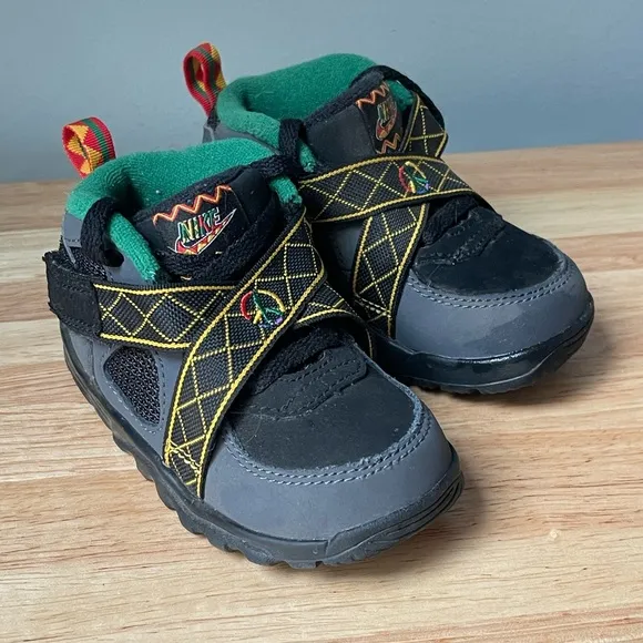 Nike Air Raid Peace Child Shoe