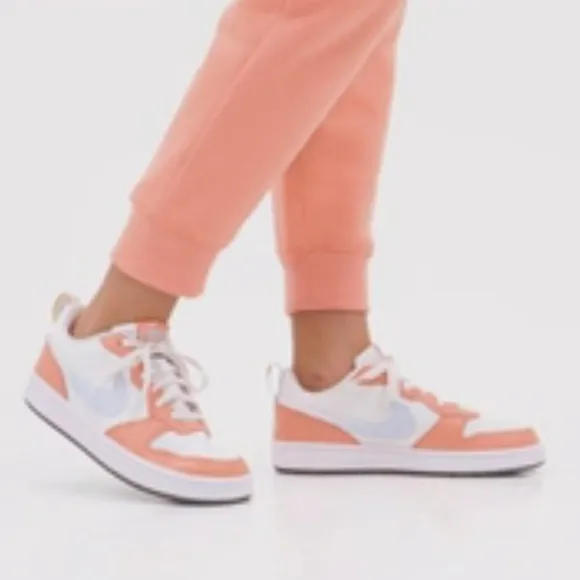Nike &quot;Court Borough 2&quot; low casual sneakers - 6Y - peach/white canvas/leather