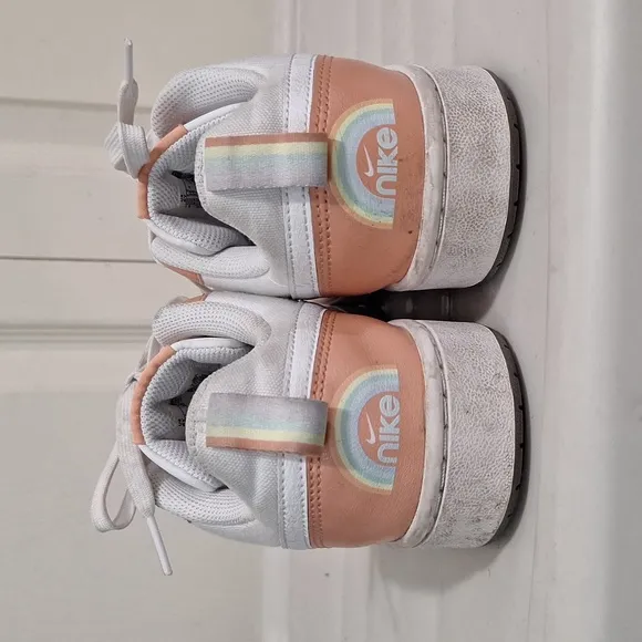 Nike &quot;Court Borough 2&quot; low casual sneakers - 6Y - peach/white canvas/leather
