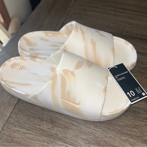 Nike Cream Sandals with Contoured Footbed and Textured Sole