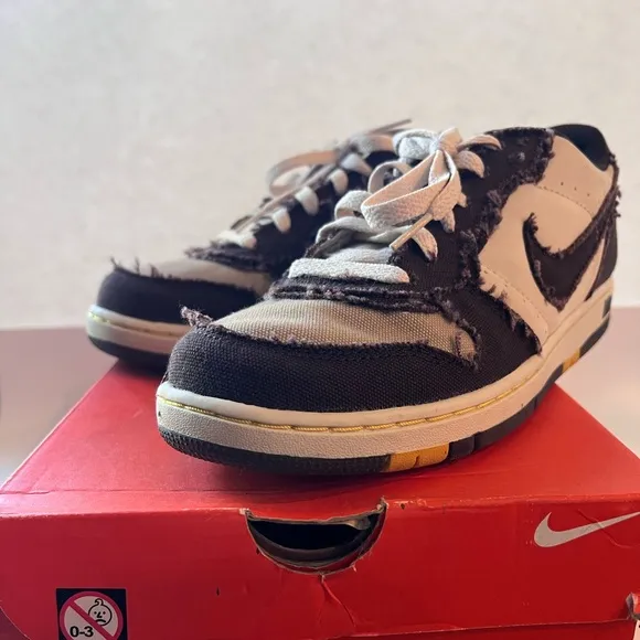 Nike Dunk Low “Deconstructed” Frayed Canvas Sneakers – Size 7.5 men