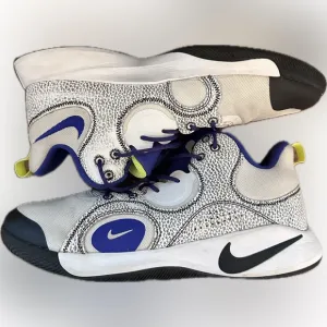 Nike Men’s Fly By Mid 2 Basketball Sneaker Size 12