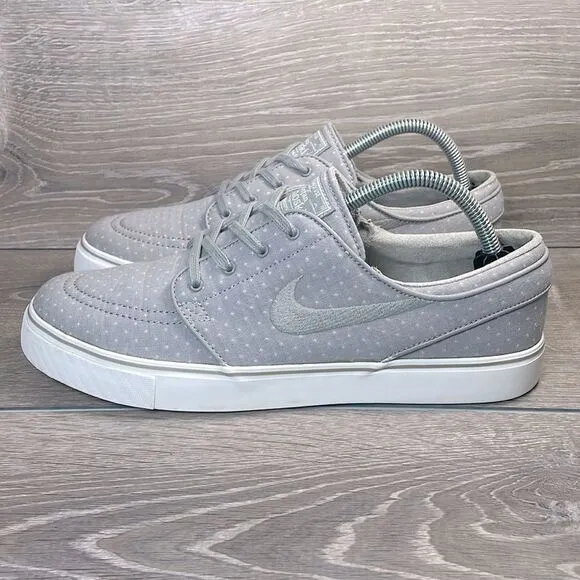 Nike SB Zoom Stefan Janoski Men’s Sz 9 Gray White Canvas PRM Polka Dot Sneakers