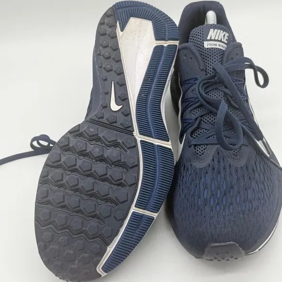 Nike Zoom Winflo 5 Running Shoes