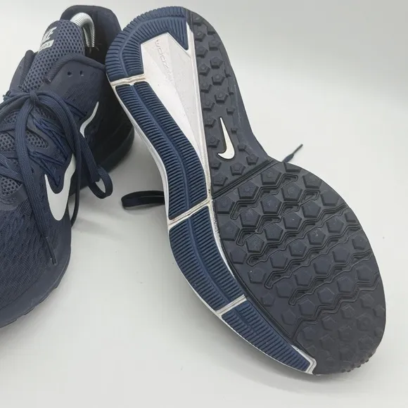 Nike Zoom Winflo 5 Running Shoes