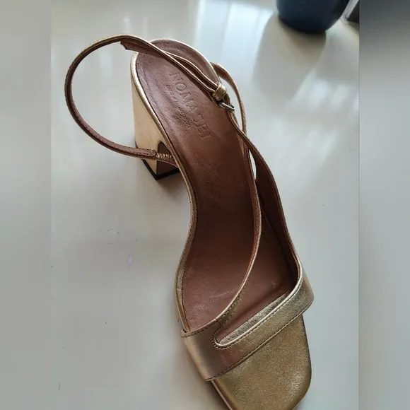 Nomasei Gold Venus Heeled Sandals
