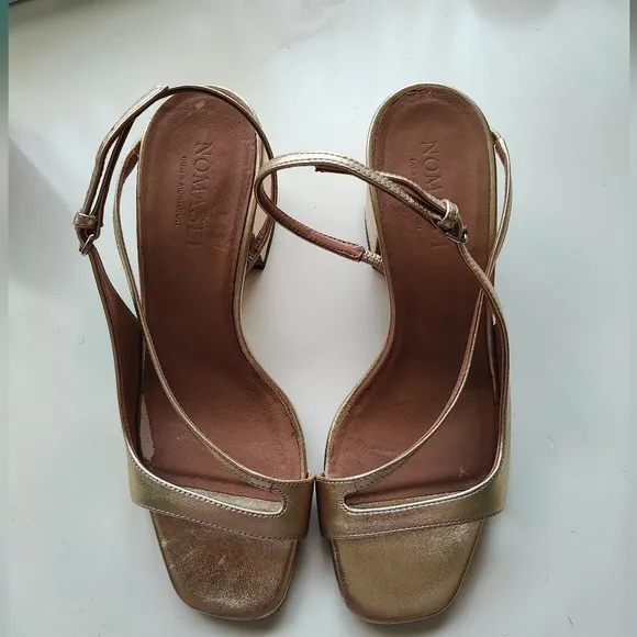 Nomasei Gold Venus Heeled Sandals