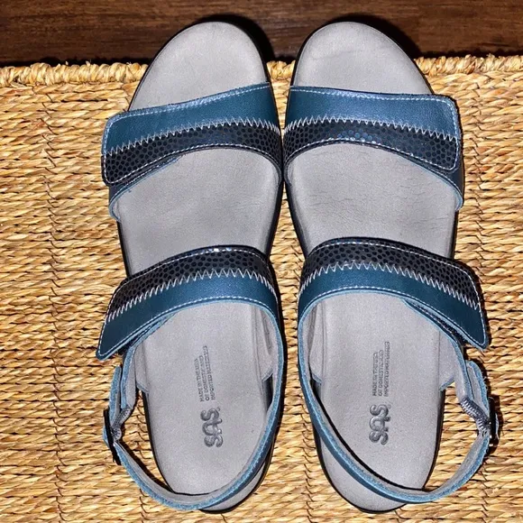 Nudu Navy SAS Leather Women’s Sandal Size 8.5 Narrow