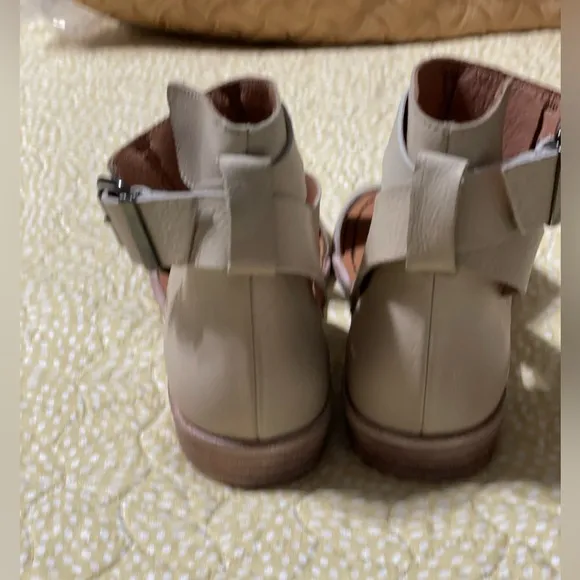 NWOB Free People Vale Boot Sandal Size EU 38