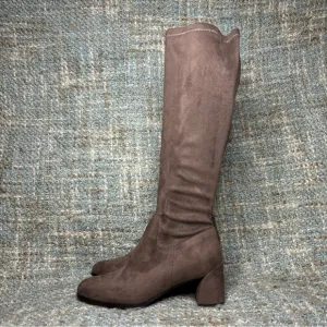 NWOB - VANELi Women's Caissy Knee-High Heeled Boots in Black Stretch Suede