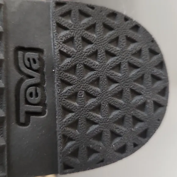 NWOT- AWESOME TEVA BLACK LEATHER STRAPPY YSIDRO CORK WEDGE SANDALS SIZE 8