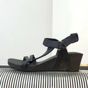 NWOT- AWESOME TEVA BLACK LEATHER STRAPPY YSIDRO CORK WEDGE SANDALS SIZE 8