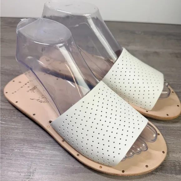 NWOT Beek Mockingbird Handmade leather Sandals size 8 $260