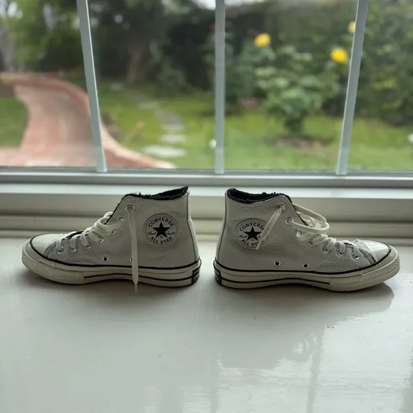 NWOT Converse Sherpa White High-Top Sneakers Canvas Classic