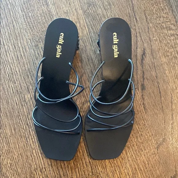 NWOT Cult Gaia Kelly Sandal