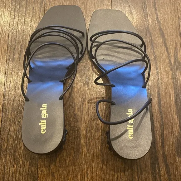 NWOT Cult Gaia Kelly Sandal