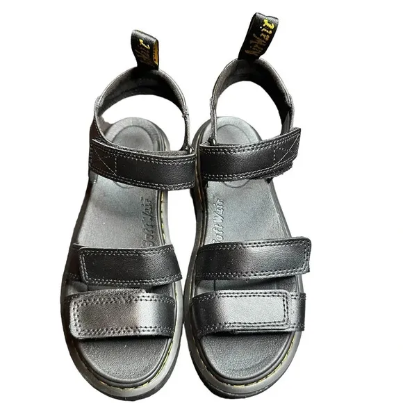 NWOT Dr. Martens Girls' Klaire Leather Sandals  Sz: 5