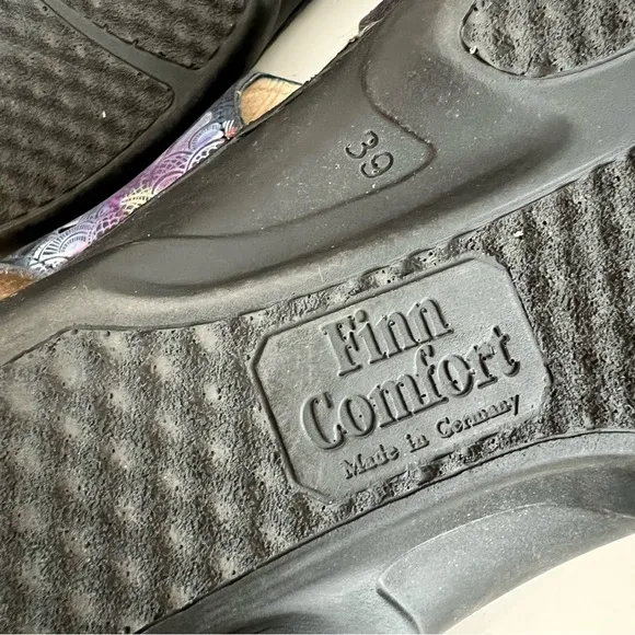 NWOT Finn Comfort Women's Barbuda Dark Blue Irpino Leather Sz. 39 (US 8-8.5)