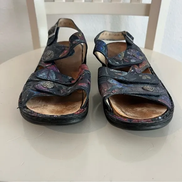 NWOT Finn Comfort Women's Barbuda Dark Blue Irpino Leather Sz. 39 (US 8-8.5)