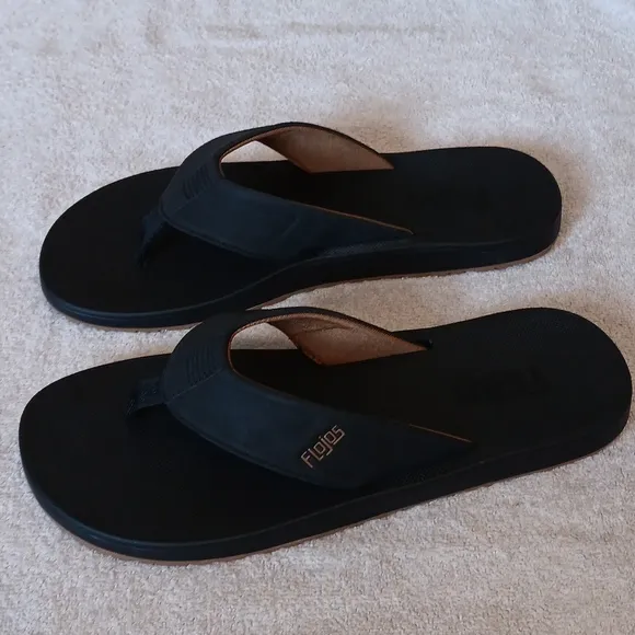 NWOT Flojos Men's Ultimate Comfort Thong Sandals