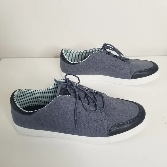 NWOT Lukees by Muk Luks Cruise Glide Canvas Sneakers Navy Blue Size 12