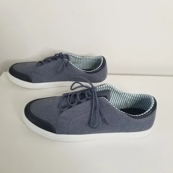 NWOT Lukees by Muk Luks Cruise Glide Canvas Sneakers Navy Blue Size 12