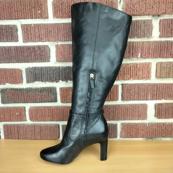 NWOT Naturalizer Henny Premium Genuine Leather 18&quot; Heeled Boots in Black Sz.5.5W