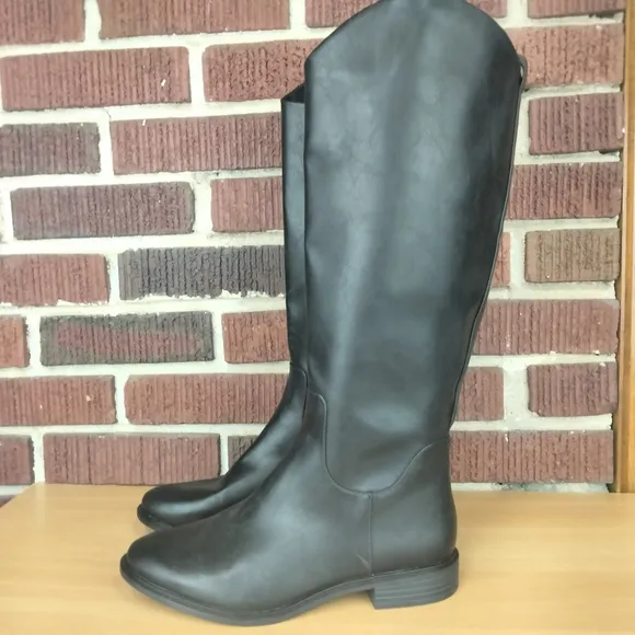 NWOT Nordstrom Rack Meadow Vegan Leather 18&quot; Riding Boots in Black Sz. 9